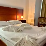 Emma West 4* Craiova