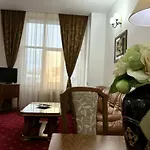 Emma West Hotell 4*