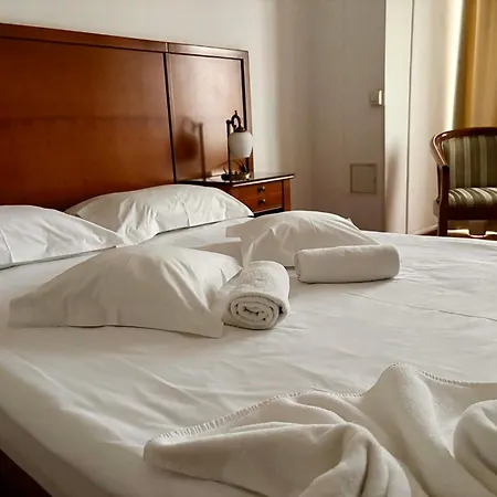 Hotell Emma West 4*