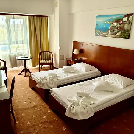 Emma West Hotel