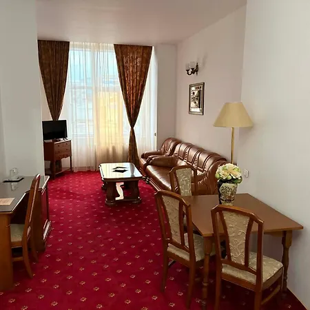 Emma West Hotel