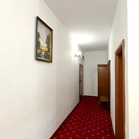 Hotel Emma West 4*