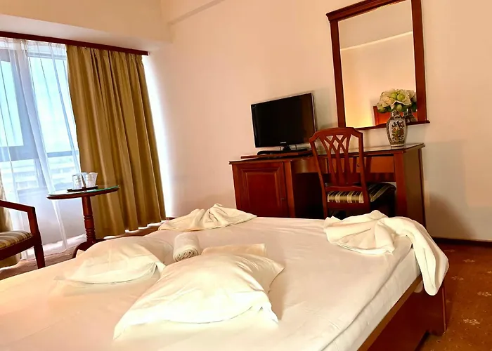 Emma West 크라이오바